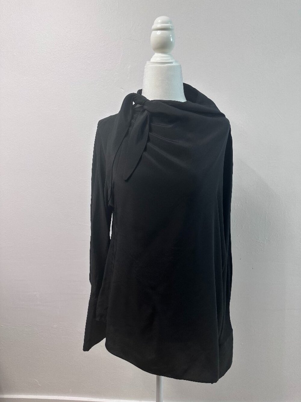 Scanlan Theodore Silk Black Blouse with Neck Tie